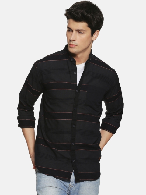 

Campus Sutra Men Grey & Black Regular Fit Striped Casual Shirt