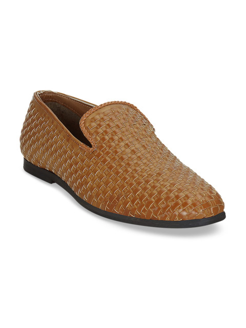 

Get Glamr Men Tan Brown Loafers