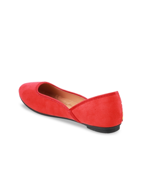 

Mochi Women Red Solid Ballerinas