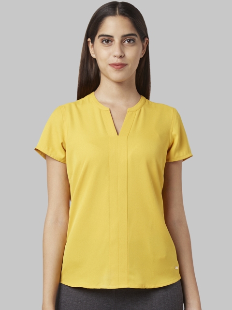 

Park Avenue Woman Yellow Solid Top