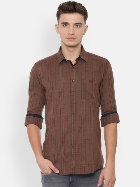 

Van Heusen Sport Men Brown & Red Slim Fit Checked Casual Shirt
