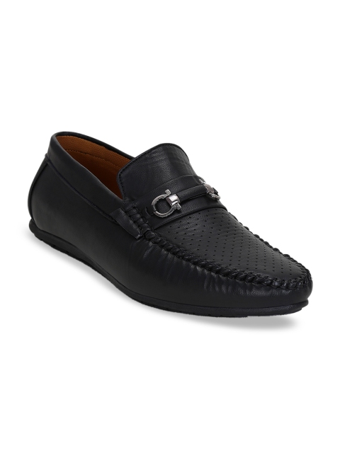 

Get Glamr Men Black Loafers