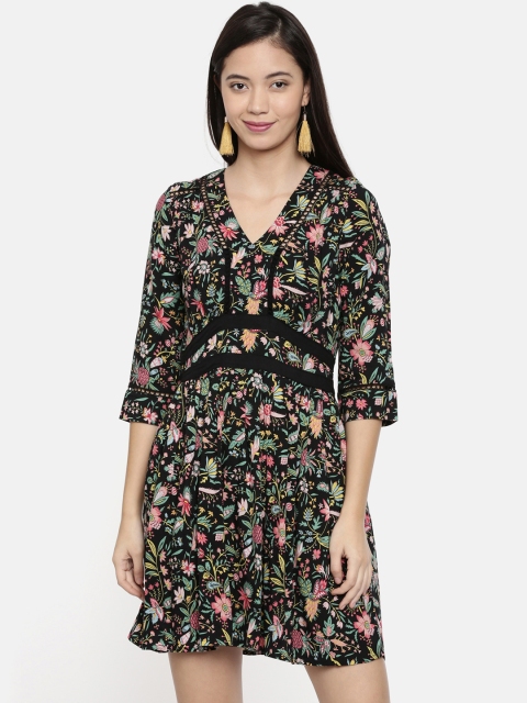 

Chumbak Women Black & Green Floral Print Fit and Flare Dress