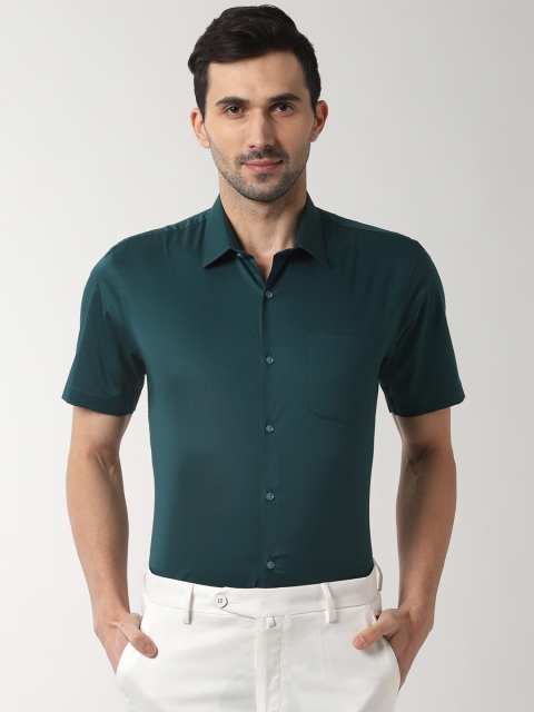 

Peter England Men Green Slim Fit Solid Formal Shirt