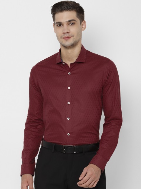 

SIMON CARTER LONDON Men Maroon Slim Fit Self Design Semiformal Shirt