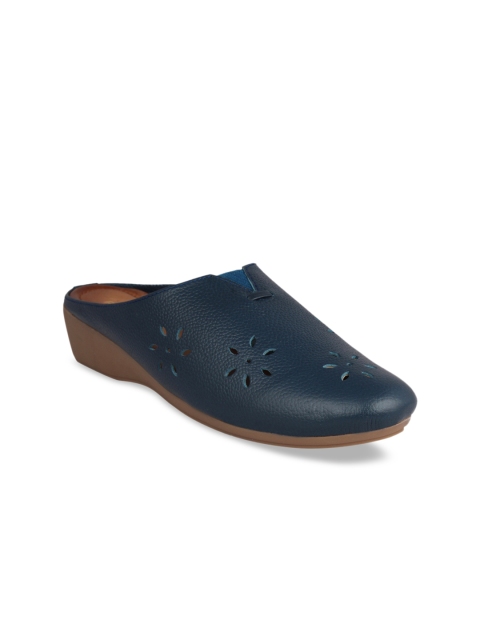 

pelle albero Women Navy Blue Solid Mules