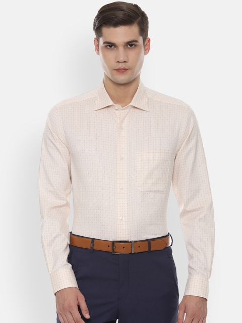 

Louis Philippe Men Peach-Coloured Regular Fit Checked Formal Shirt