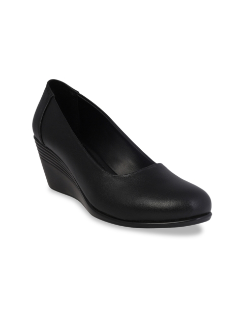 

pelle albero Women Black Solid Pumps