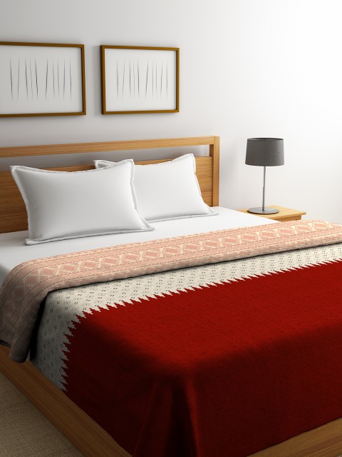 

Portico New York Beige & Maroon Geometric AC Room 210 GSM Double Bed Blanket