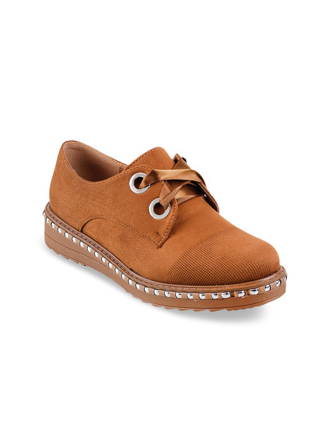

Metro Women Tan Sneakers