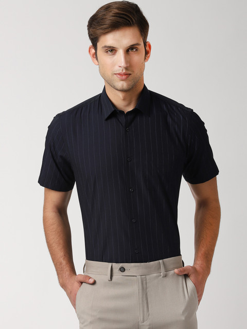 

Peter England Men Navy Blue Regular Fit Striped Formal Shirt