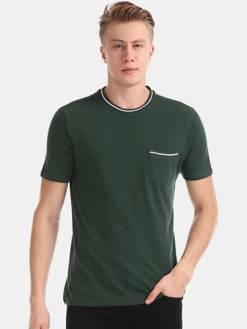 

Cherokee Men Green Solid Round Neck Pure Cotton T-shirt
