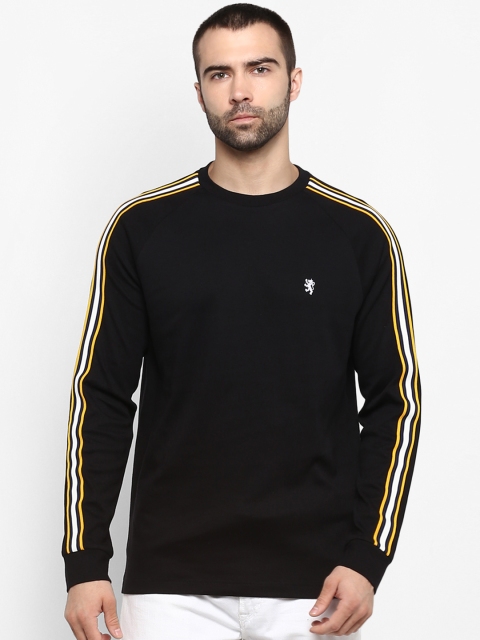 

Red Tape Men Black Solid Round Neck T-shirt