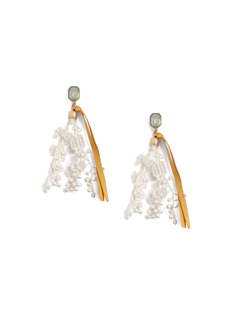

Foxy Sperks White Contemporary Drop Earrings