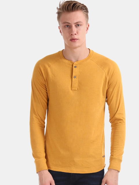 

Cherokee Men Yellow Solid Mandarin Collar T-shirt