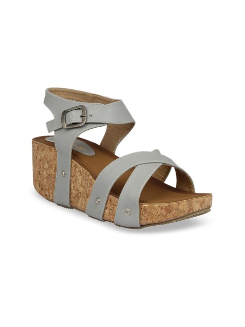 

pelle albero Women Grey Solid Sandals