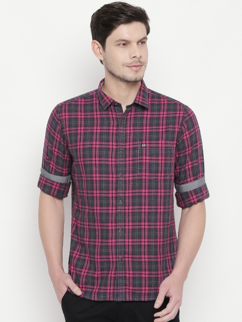 

BYFORD by Pantaloons Men Purple & Red Slim Fit Checked Casual Shirt