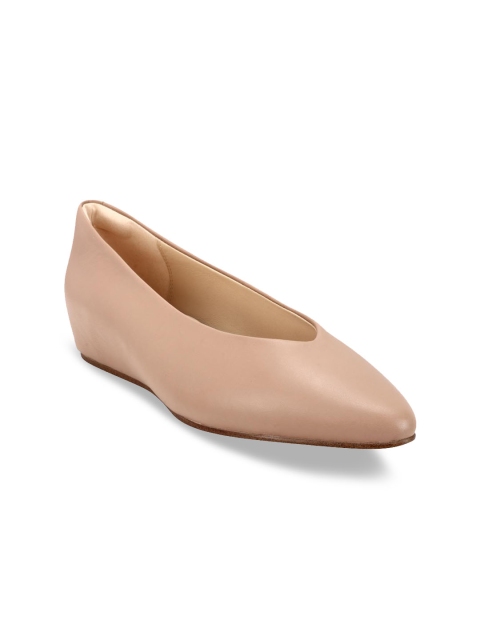 

Clarks Women Brown Solid Leather Pumps