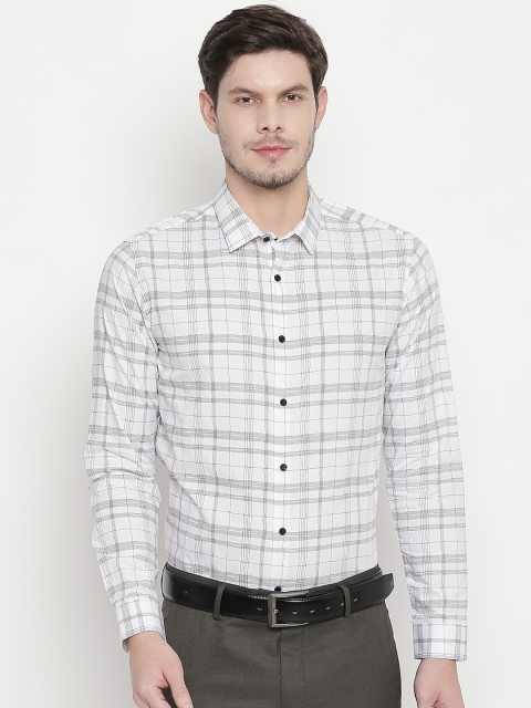 

RICHARD PARKER by Pantaloons Men White & Black Slim Fit Checked Formal Shirt