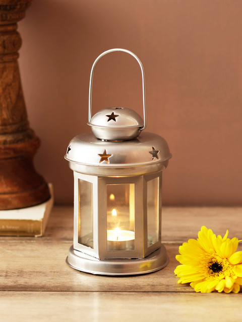 

Living Essence Silver-Toned Tea-Light Candle Holder