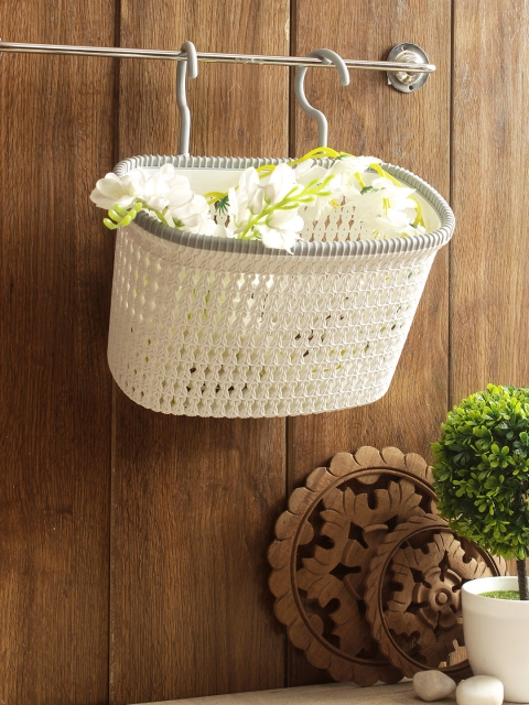 

House Of Accessories White Solid Laundry Bag