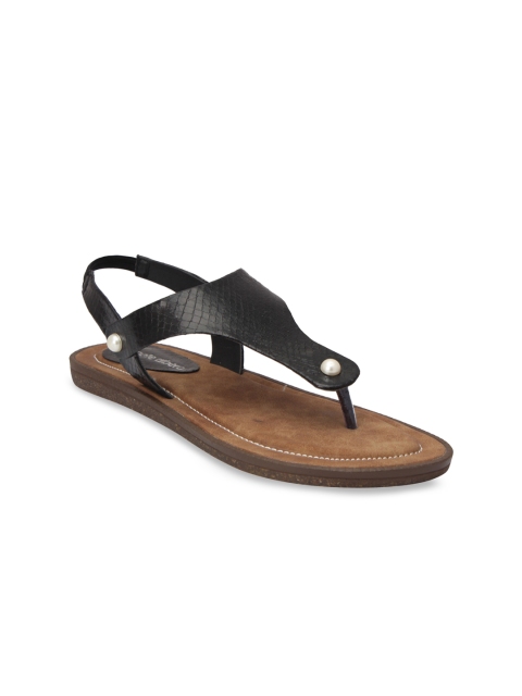 

pelle albero Women Black Solid T-Strap Flats