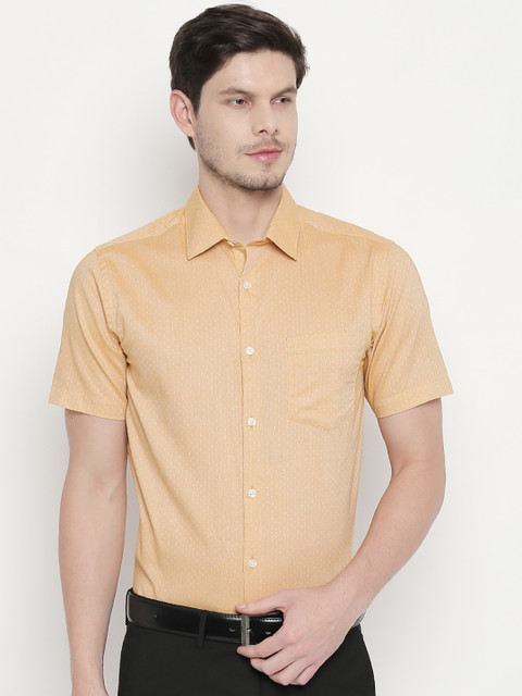 

RICHARD PARKER by Pantaloons Men Beige Regular Fit Self Design Formal Shirt