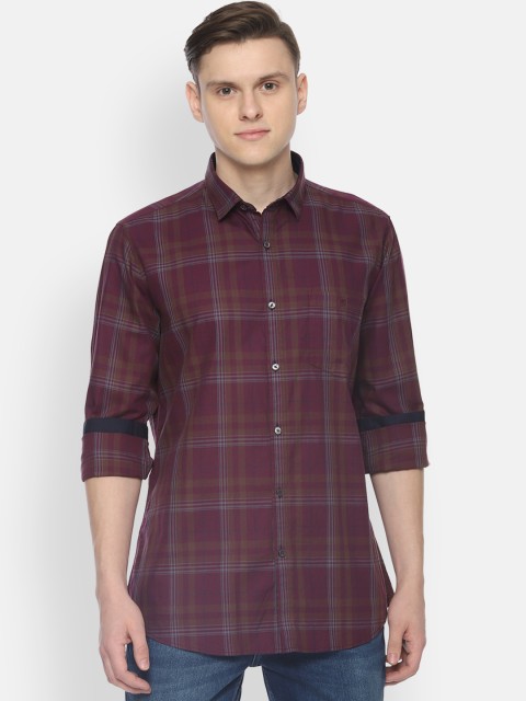 

Van Heusen Sport Men Maroon Slim Fit Checked Casual Shirt