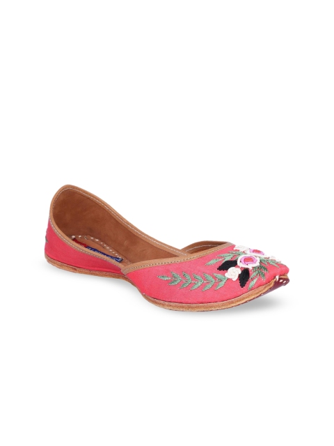 

MSC Women Pink Woven Design Leather Mojaris
