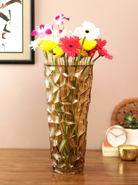 

HomeTown Yellow Glass Flower Vase