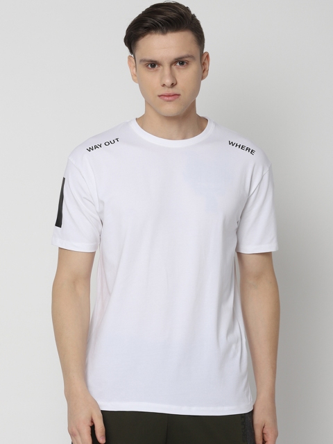 

SKULT by Shahid Kapoor Men White Printed Round Neck T-shirt