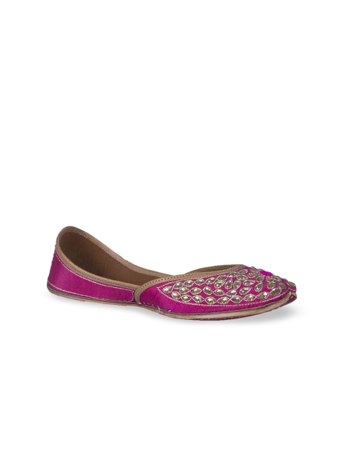 

MSC Women Blue Textured Leather Mojaris