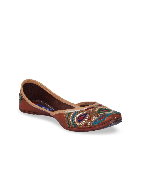 

MSC Women Brown Woven Design Leather Mojaris