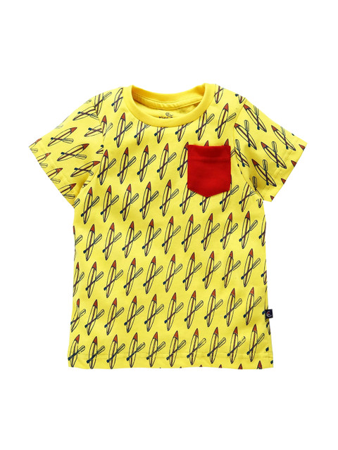 

KiddoPanti Boys Yellow Printed Round Neck T-shirt
