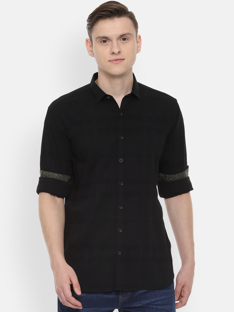 

V Dot Men Black Slim Fit Solid Casual Shirt