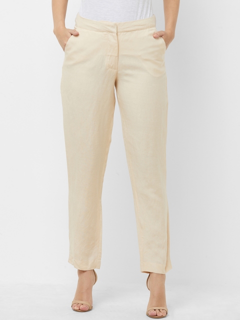 

Fusion Beats Women Off-White Regular Fit Solid Regular Trousers