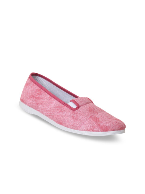 

SCENTRA Women Pink Slip-On Sneakers