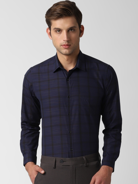 

Peter England Men Navy Blue Slim Fit Checked Formal Shirt