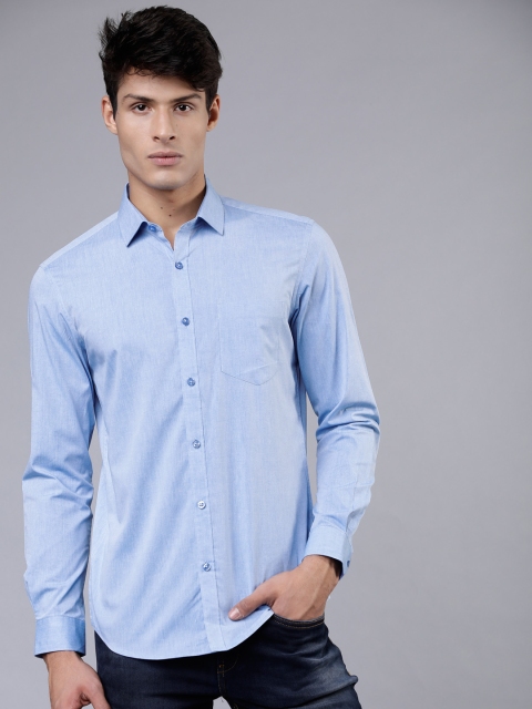 Men Blue Slim Fit Solid Casual Shirt