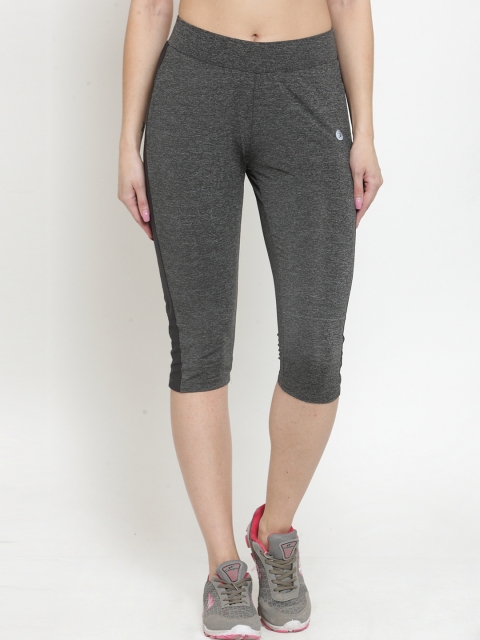 

BUKKUM Women Charcoal Grey Solid Slim Fit Three-Fourth Length Tights