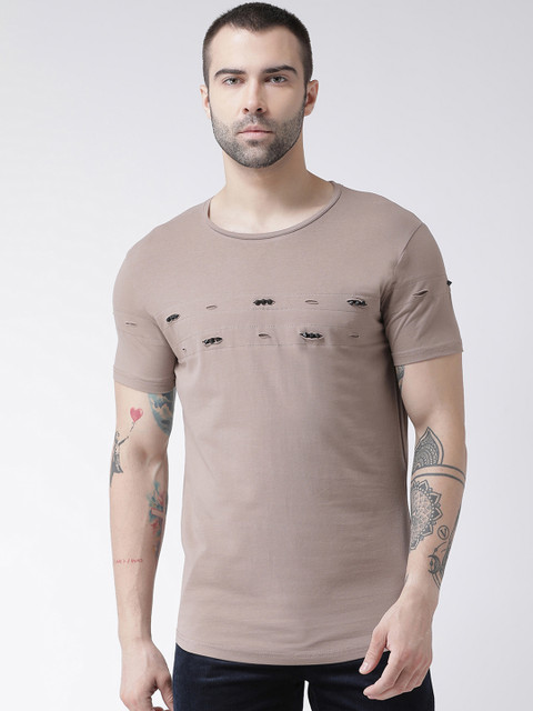 

Rex Straut Jeans Men Beige Self Design Round Neck T-shirt