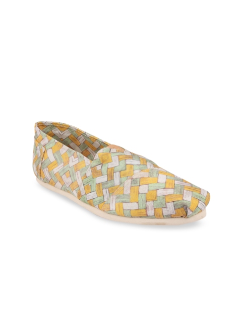 

FAUSTO Men Yellow Slip-On Lightweight Sneakers