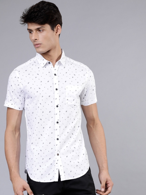 

LOCOMOTIVE Men White & Blue Slim Fit Printed Casual Shirt