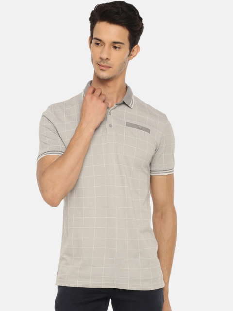 

Celio Men Grey Checked Polo Collar T-shirt