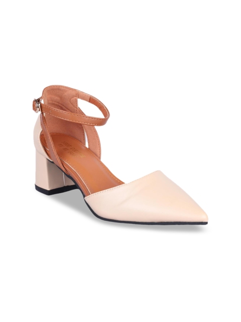 

MSC Women Cream-Coloured & Brown Solid Pumps
