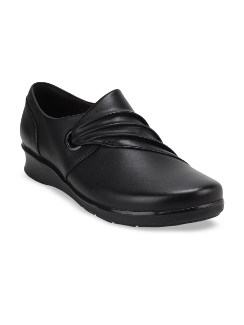 

Clarks Women Black Solid Leather Pumps