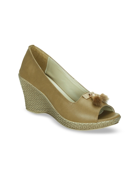

Get Glamr Women Beige Solid Peep Toes