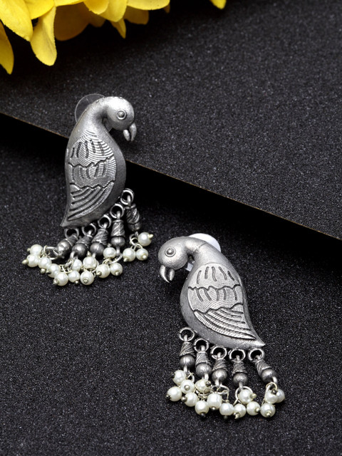 

Moedbuille Gunmetal-Toned Peacock Shaped Studs, Metallic