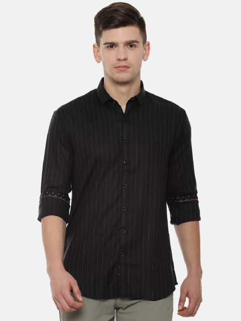 

V Dot Men Black & White Slim Fit Striped Casual Shirt