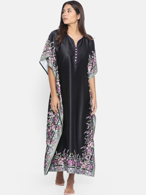 

The Kaftan Company Women Black Printed Nightdress